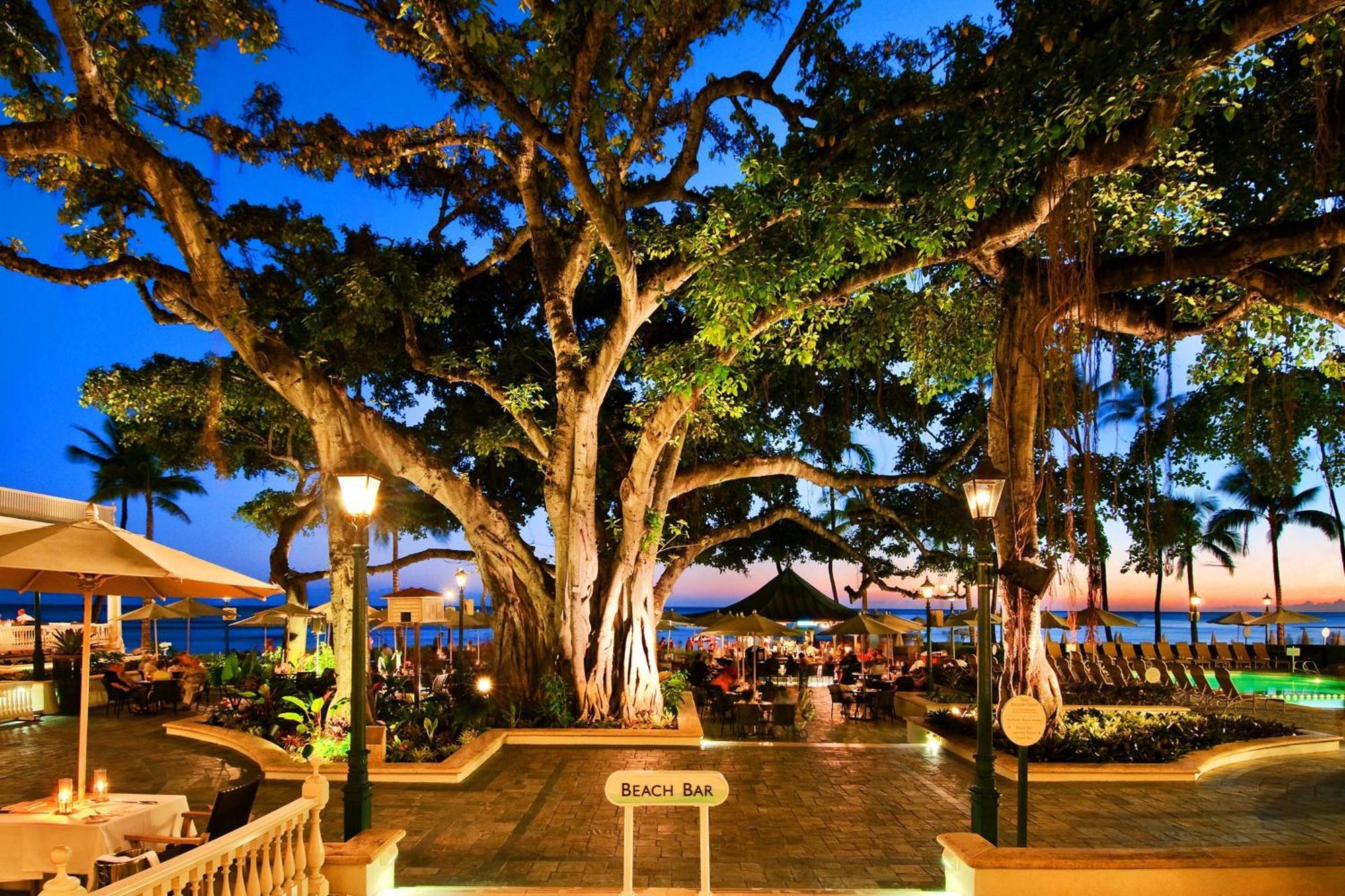 Moana Surfrider, A Westin & Spa, Waikiki Beach 4*
