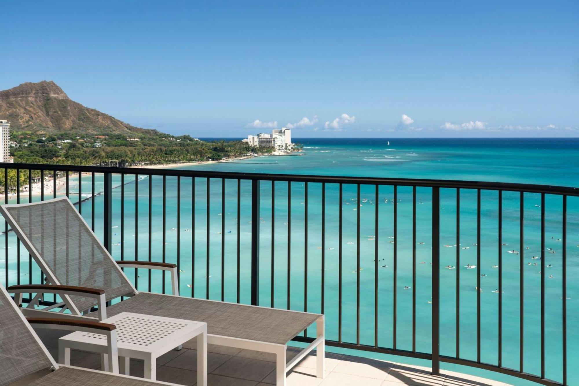 Moana Surfrider, A Westin & Spa, Waikiki Beach Resort
